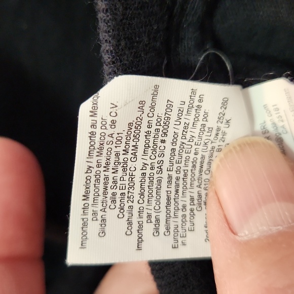 Witchy tee shirt size XL Gildan brand black gold colors - Picture 7 of 9